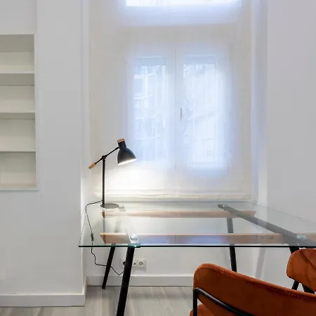 Apartamento Con Estilo En La Elipa Madrid Exterior photo